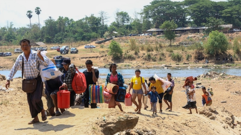 About 1,300 people from Myanmar flee into Thailand after clashes break out in key border town