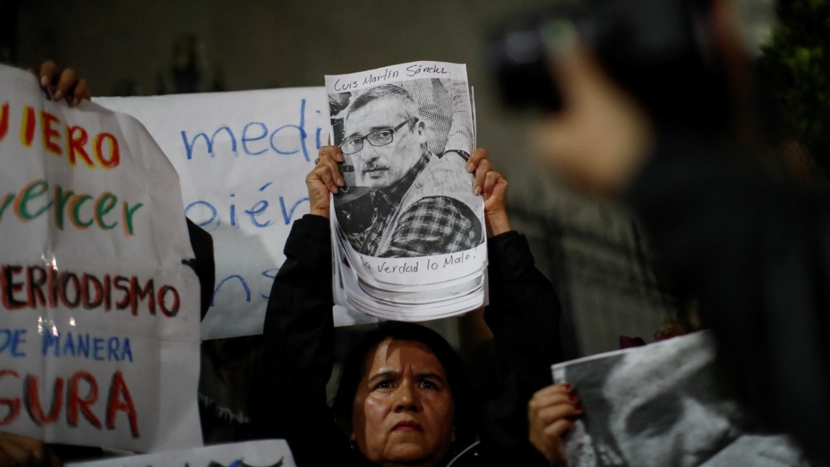 Mexicos Journalists Demand Action After Latest Killings 6403