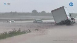 Aşırı yağışlar sonrası Teksas’ta otoyol sular altına kaldı