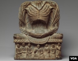 Экспонат выставки буддийского искусства в Индии. The Metropolitan Museum of Art