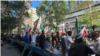 Iraníes protestan contra el gobierno de Teherán en una plaza frente a la sede de Naciones Unidas, en Nueva York, el 19 de septiembre de 2023.