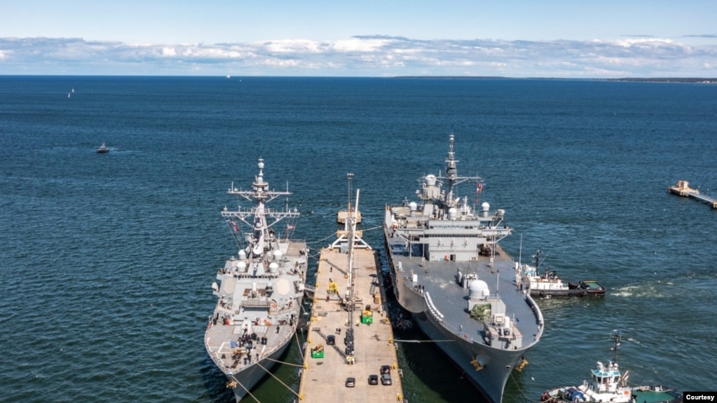 美国两艘军舰2023年6月4日准备离开爱沙尼亚港口参与波罗的海军演。（爱沙尼亚国防军照片）(photo:VOA)
