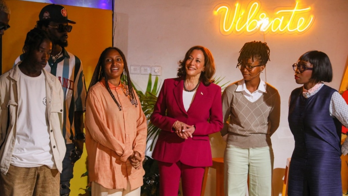 Kamala Harris Awasili Ghana Akiwa Na Msaada Wa Dola Milioni 139