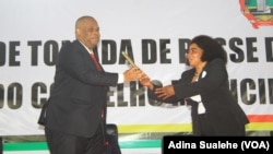Luis Giquira, edil, e Florinda Mpatua, presidente da assembleia autárquica