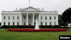 Fotografia de archivo de La Casa Blanca, en Washington. La administración Biden dice esperar que el gobierno venezolano cumpla pronto su palabra de liberar a estadounidenses detenidos injustamente en esa nación suramericana.