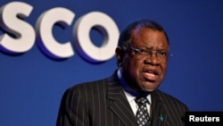 Namibiya prezidenti Haqe Qeinqob (12 noyabr, 2021-ci il) 