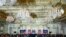 Ông Donald Trump phát biểu tại khu nghỉ dưỡng Mar-a-Lago của ông ở Palm Beach, bang Florida, tối ngày 4/4/2023.
