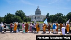 THAI BUDDHIST MONKS WALK 2000 MILES TO PROMOTE WORLD PEACE IN THE US