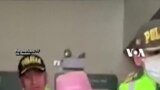 Menyamar Jadi Siswi, Pria Ketahuan 'Ngumpet' di Toilet Sekolah