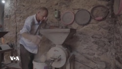 ئاشە کۆنەکەی مام خدر لە کۆیە نزیکەی سەدەیەکە کار دەکات