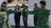 Tổng thống Đài Loan thị sát binh lính trước chuyến đi Mỹ nhạy cảm
