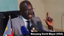 Government employees abandon work to supplement income