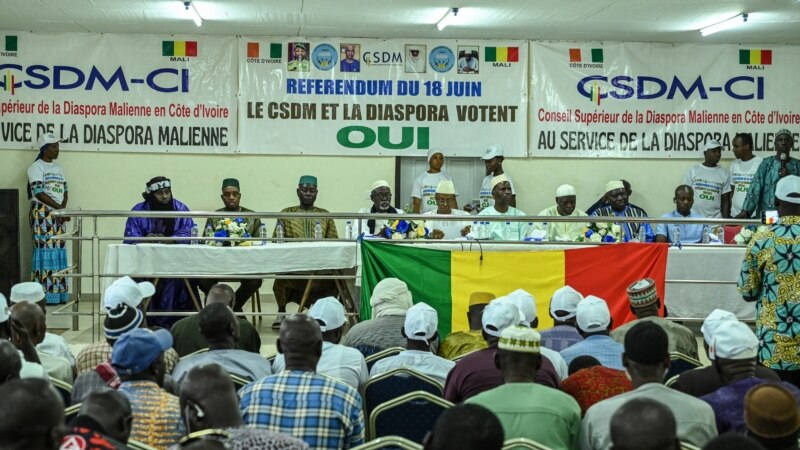 Dans la diaspora malienne d'Abidjan, campagne pour le 
