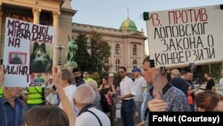 Početak protesta "Srbija protiv nasilja" ispred Skupštine Srbije (FoNet)