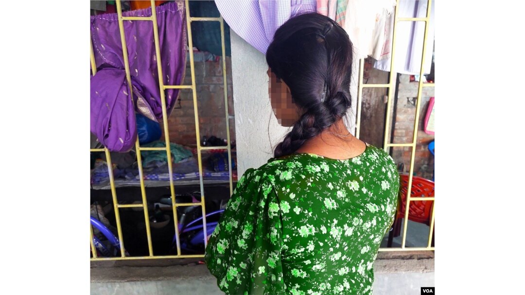 According to the National Family Health Survey, about half the girls in West Bengal, India, are married off before they turn 18. (Sarah Aziz/VOA)