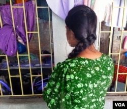 According to the National Family Health Survey, about half the girls in West Bengal, India, are married off before they turn 18. (Sarah Aziz/VOA)
