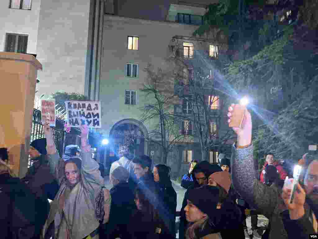 Aleksei Navalny Support rally in Tbilisi, Georgia. Mara Adamova's photos. February 16, 2024. Russian opposition leader died in prison.