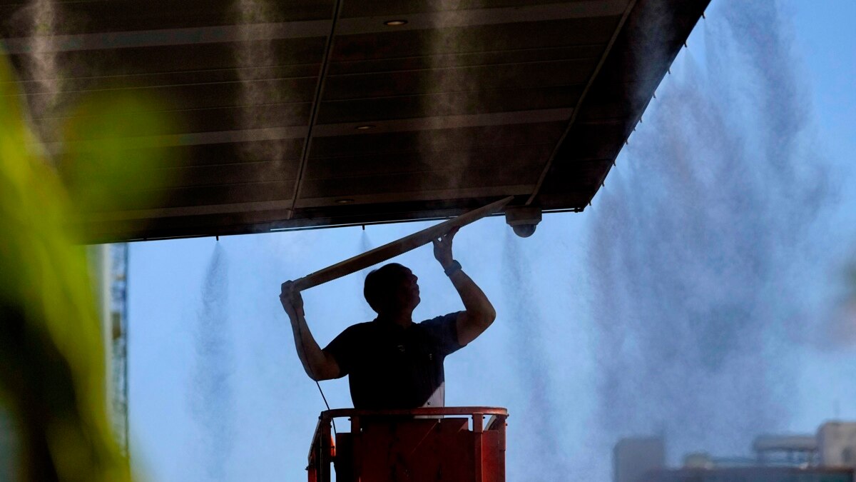 La Mundial - Mantén tus espacios libre de calor, humo y