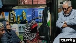 বিএনপির স্থায়ী কমিটির সদস্য নজরুল ইসলাম খান শুক্রবার (২৩ ফেব্রয়ারি) গ্রেপ্তার অবস্থা মারা যাওয়া এক বিএনপির বাসায় যান। 