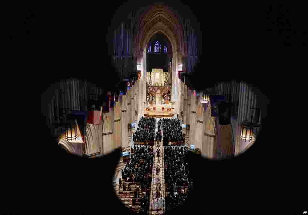 The casket of retired Supreme Court Justice Sandra Day O&#39;Connor is escorted out of the Washington National Cathedral during a funeral service, Dec. 19, 2023, in Washington. O&#39;Connor, an Arizona native and the first woman to serve on the nation&#39;s highest court, died on Dec. 1 at age 93.