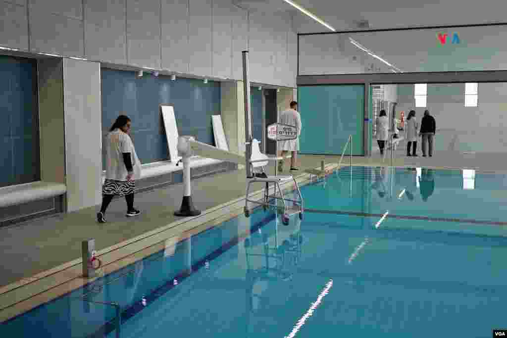  Piscinas del nuevo Centro de Rehabilitación del hospital Hadassah, en Jerusalén. 