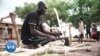 Les Soudanais fuient leur pays pour le Tchad et le Soudan du Sud