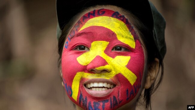 https://gdb.voanews.com/01000000-0a00-0242-5e42-08dbf008a4a8_w650_r1_s.jpg