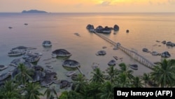 Pemandangan pagi di Teluk Baruk, Pulau Natuna , Provinsi Kepulauan Riau, Minggu, 24 September 2023. (Foto: Bay Ismoyo/AFP)