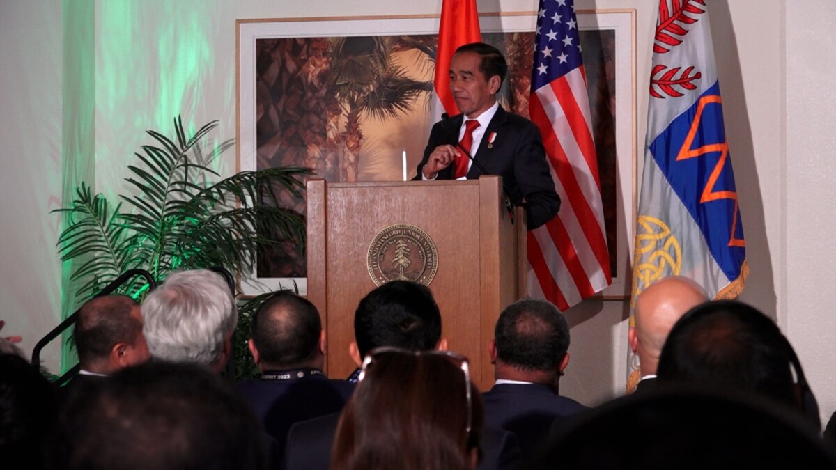 Dibanggakan Jokowi di Stanford, Kolaborasi dengan Microsoft