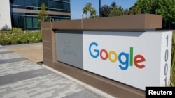 Googledijatuhi denda 271,7 juta dolar AS oleh lembaga pengawas persaingan usaha Prancis Rabu (20/3).