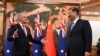 Perdana Menteri Australia Anthony Albanese bertemu dengan Presiden China Xi Jinping di Aula Besar Rakyat China di Beijing, 6 November 2023. (AAP Image/Lukas Coch via REUTERS)