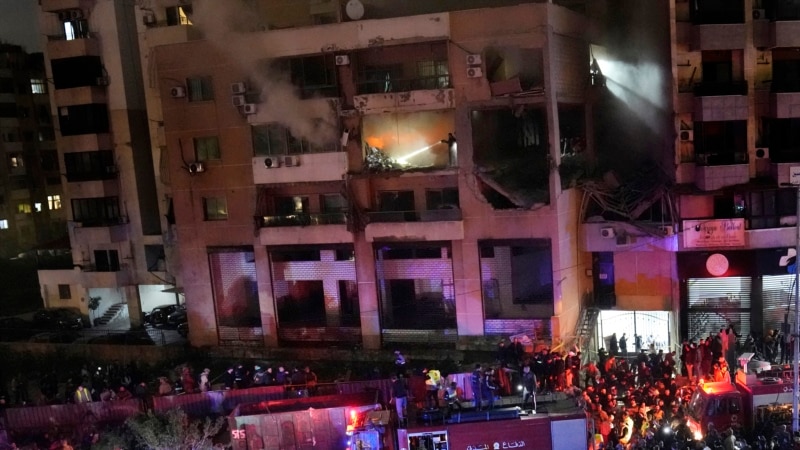 INTERNATIONAL EDITION: Senior Hamas leader killed in Beirut blast