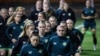 Para pemain timnas putri Irlandia berpartisipasi dalam sesi latihan di Leichhardt Oval di Sydney Rabu 19 Juli 2023, menjelang turnamen sepak bola Piala Dunia Putri. 