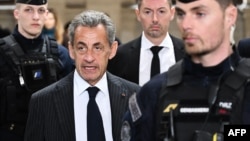 Mantan Presiden Prancis Nicolas Sarkozy diputuskan bersalah atas pelanggaran pendanaan kampanye tahun 2012. 