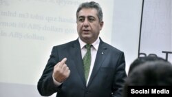 (FILE) Gubad Ibadoghlu, an economist and chair of the opposition Azerbaijan Democracy and Welfare Party, who was arrested in July