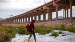 En medio de altas temperaturas y una fuerte sequía, Nuevo México y Texas se han enfrascado en una disputa legal por el agua del Río Grande.
