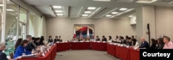 미한일 3국이 지난 8월 캠프 데이비드 미한일 정상회의 후속 조치로 지난달 29·30일 미국 호놀룰루에서 개발·인도지원 정책대화를 최초로 개최했다. 사진 = 한국 외교부.