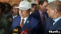 সাংবাদিকদের প্রশ্নের উত্তর দিচ্ছেন বাংলাদেশ পুলিশের মহাপরিদর্শক (আইজিপি) চৌধুরী আবদুল্লাহ আল-মামুন। শনিবার, ২৫ মার্চ, ২০২৩। 