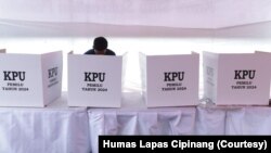 Pelaksanaan pemungutan suara dalam Pemilu 2024. (Foto: Humas Lapas Cipinang)