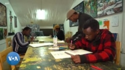 Des jeunes artistes rwandais réinventent l'histoire du génocide rwandais