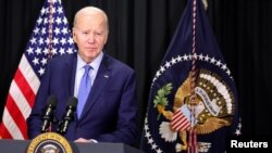 Američki predsjednik Joe Biden obraća se o razmjeni talaca i zatvorenika između Hamasa i Izraela, tokom konferencije za novinare u Nantucketu, Massachusetts, SAD, 26. novembra 2023. REUTERS/Tom Brenner