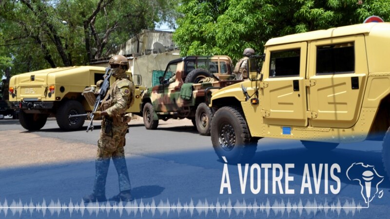 À Votre Avis : au Mali, des partis suspendus et des médias sous contrôle