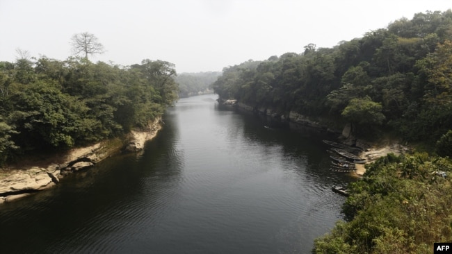 FILE - Picture showing Cross River, the border and river that connects Nigeria with Cameroon near Mfum border station, in Cross Rivers State, southeast Nigeria, Feb. 1, 2018.