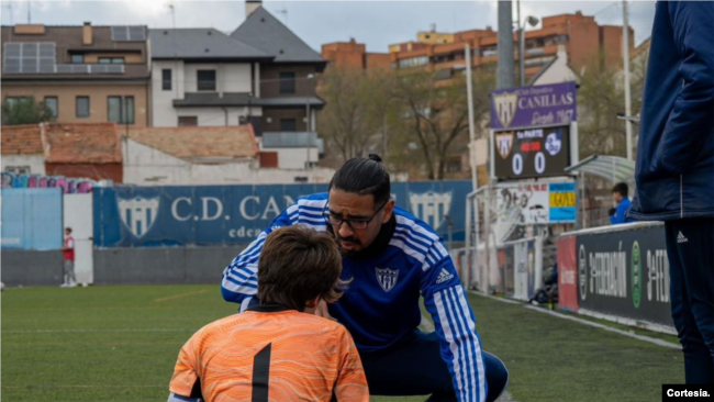 El venezolano es analista de alto rendimiento del Real Madrid y preparador físico del club Deportivo Canilla.