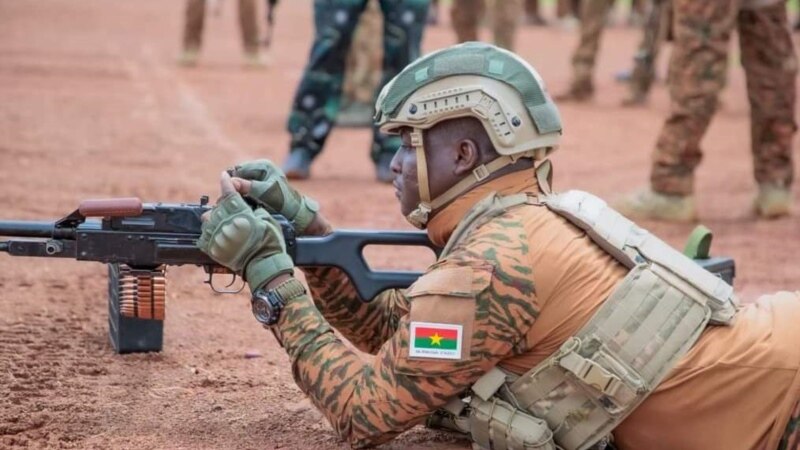 Le Burkina Faso autorise l'envoi d'un contingent militaire au Niger