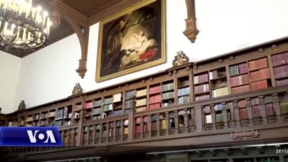 Rihapet në Uashington biblioteka me veprat e rralla të Shekspirit