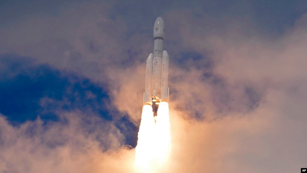 Tàu vũ trụ Chandrayaan-3 được phóng lên từ Sriharikota, Ấn Độ, hôm 14/7/2023.