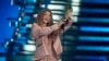 Shakira acepta el premio al video vanguardista durante los MTV Video Music Awards el 12 de septiembre de 2023 en el Prudential Center en Newark, Nueva Jersey.