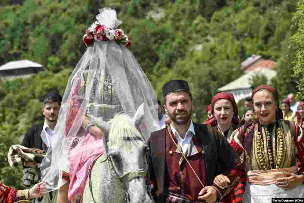 Галичка свадба, белег на македонската традиција