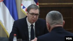 Predsednik Srbije Aleksandar Vučić na sastanku povodom konsultacija o novoj Vladi Srbije sa predstavnikom izborne liste "Politička borba Albanaca se nastavlja" Šaipom Kamberijem (Foto: FoNet/Milica Vučković)